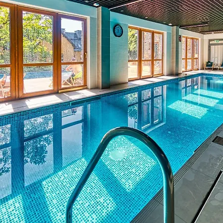 C2 Z Basenem, Sauna, Jacuzzi - 5d Apartment