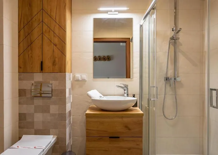 C2 Z Basenem, Sauna, Jacuzzi - 5d Apartment Szklarska Poreba