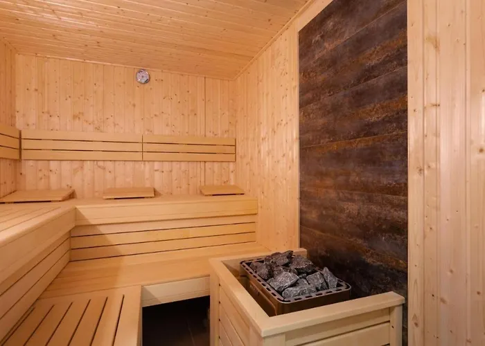 C2 Z Basenem, Sauna, Jacuzzi - 5d Apartment